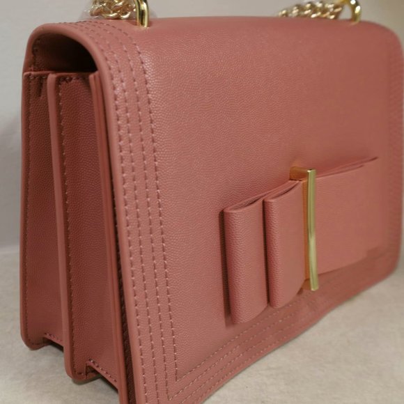 Chrisbella - Picture 11 of 12